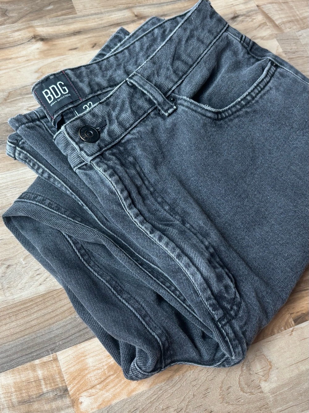 BDG Urban Outfitters Women's Mom High-Rise Jeans Washed Black Retro Grunge 32 - Picture 3 of 12